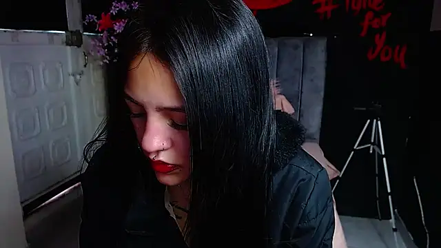 Violettasquirt online show from March 6, 2:02 pm