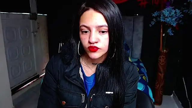 Violettasquirt online show from March 11, 1:39 pm