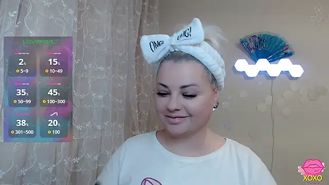 JewellKiss7 online show from November 13, 7:13 pm