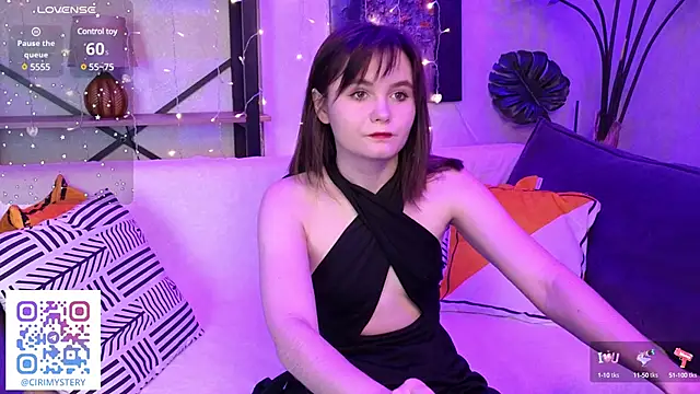 Snapshot of CiriRianonn chatting on February 2, 4:15 am CiriRianonn online show from February 2, 4:15 am