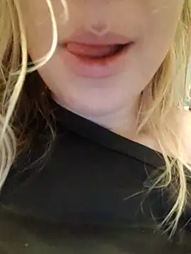 Linda 999 online show from October 21, 1:50 am