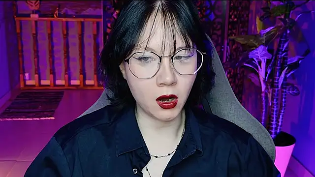 Snapshot of NancyMartinez chatting on November 7, 9:09 am NancyMartinez online show from November 7, 9:09 am