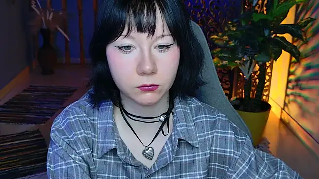 Snapshot of NancyMartinez chatting on December 2, 5:13 am NancyMartinez online show from December 2, 5:13 am