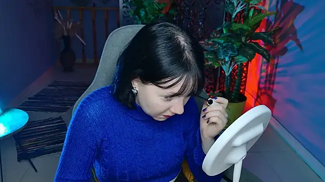 Snapshot of NancyMartinez chatting on December 4, 5:06 am NancyMartinez online show from December 4, 5:06 am