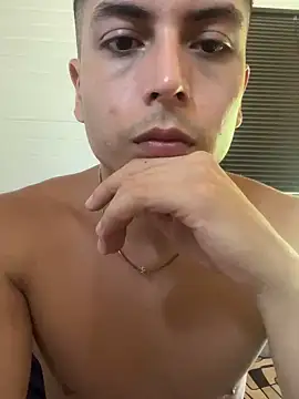 Snapshot of SAMUEL_OBRIAN chatting on December 17, 4:11 pm SAMUEL OBRIAN online show from December 17, 4:11 pm