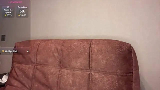 Snapshot of hanna_cry_baby chatting on January 3, 7:39 pm hanna cry baby online show from January 3, 7:39 pm