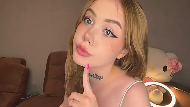 Snapshot of hanna_cry_baby chatting on October 14, 3:35 pm hanna cry baby online show from October 14, 3:35 pm