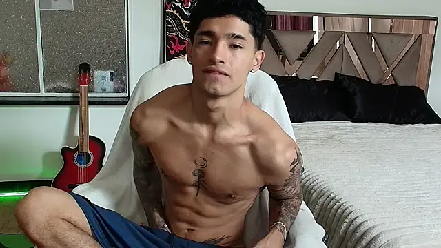 Damon  333 online show from October 6, 5:32 pm