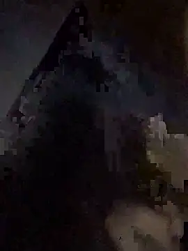 Snapshot of Luulaa444 chatting on November 13, 1:37 am Luulaa444 online show from November 13, 1:37 am