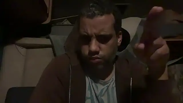 AbsolutMouuah online show from October 12, 9:14 pm