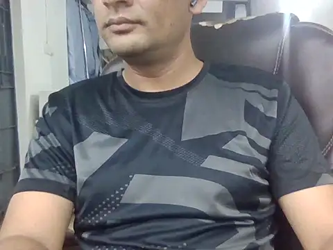 NiceBoy9099 online show from April 20, 7:59 pm