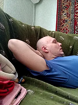 Pineapple04 online show from April 8, 6:46 am