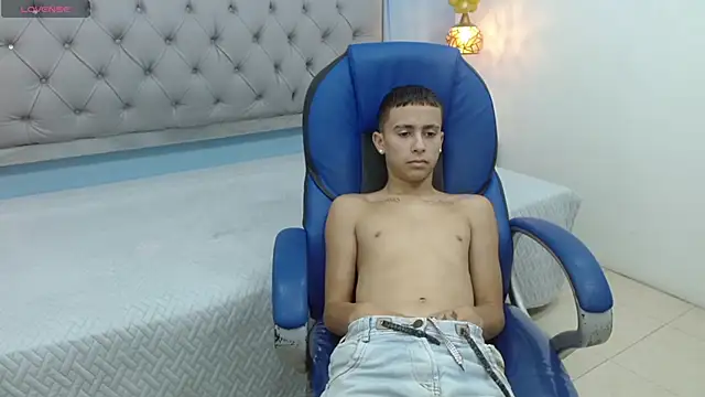 Xavii18 online show from February 12, 4:11 pm