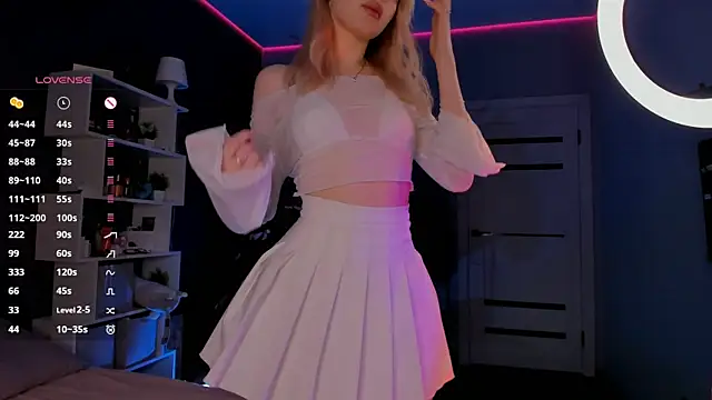 aneta alisha online show from January 12, 4:31 am