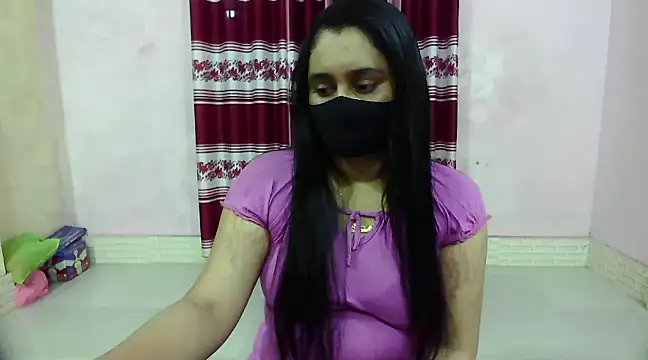 Snapshot of LovelyRose69 chatting on January 4, 5:26 pm LovelyRose69 online show from January 4, 5:26 pm