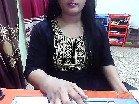 Snapshot of LovelyRose69 chatting on November 1, 11:56 am LovelyRose69 online show from November 1, 11:56 am