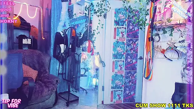 Toxic Ellies online show from January 9, 1:24 pm