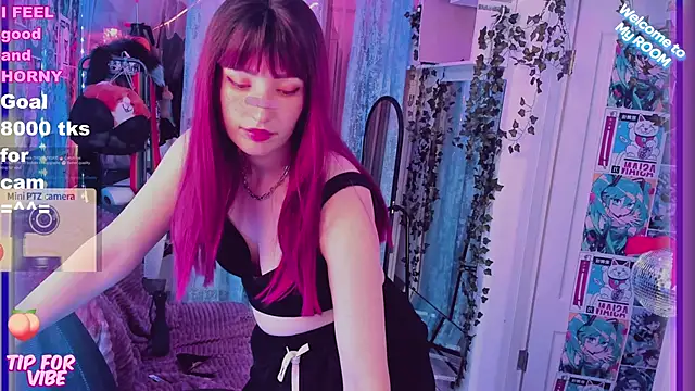 Toxic Ellies online show from February 7, 5:29 pm