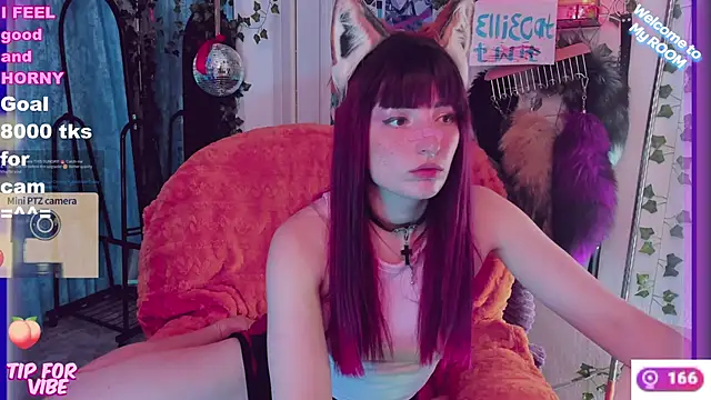 Toxic Ellies online show from February 8, 5:18 pm