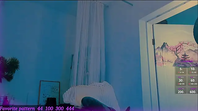 Toxic Ellies online show from May 24, 1:27 pm