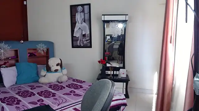 jeyloveebony online show from December 4, 1:53 pm