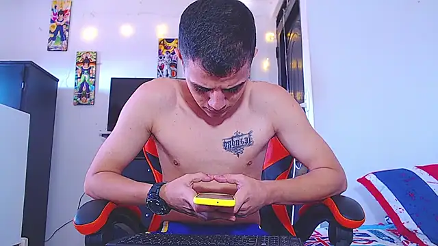 ADAM HOT online show from February 20, 1:22 pm