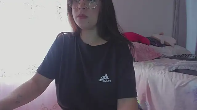 HARLEYNAPIER online show from February 9, 8:57 pm