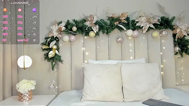 Snapshot of atenea_roberts chatting on December 19, 3:07 am atenea roberts online show from December 19, 3:07 am