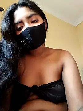 Snapshot of Lina-Rose chatting on March 11, 7:37 am Lina-Rose online show from March 11, 7:37 am