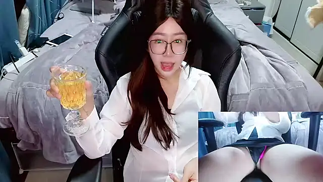 Angelababy001 online show from December 13, 6:27 pm