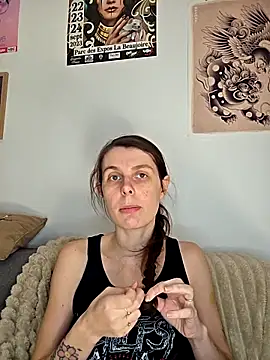 Snapshot of chachalette444 chatting on March 21, 12:54 pm chachalette444 online show from March 21, 12:54 pm