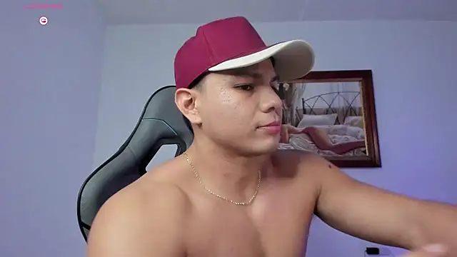 RoyConstance online show from April 19, 4:01 am