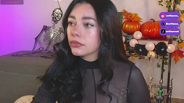 Snapshot of Soffimoon_ chatting on October 29, 1:08 am Soffimoon online show from October 29, 1:08 am