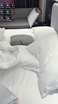 Snapshot of MM-Xylia chatting on October 4, 10:46 am MM-Xylia online show from October 4, 10:46 am