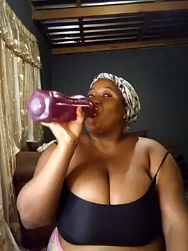 Missmoox24 online show from February 10, 9:41 pm