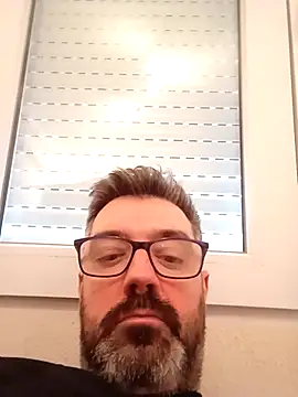 Snapshot of pana1978loco chatting on November 15, 8:33 am pana1978loco online show from November 15, 8:33 am