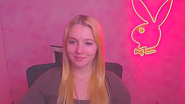 Milka kiss  online show from February 8, 3:53 pm