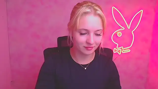 Milka kiss  online show from September 20, 11:11 am