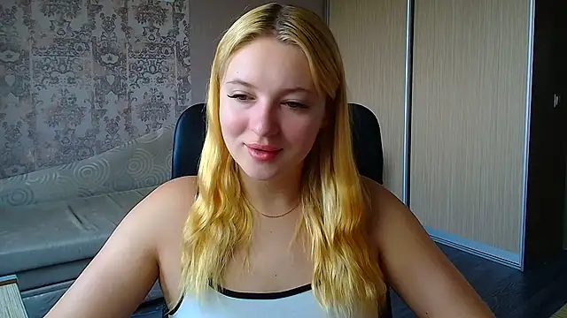 Snapshot of Milka_kiss_ chatting on June 29, 10:10 am Milka kiss online show from June 29, 10:10 am