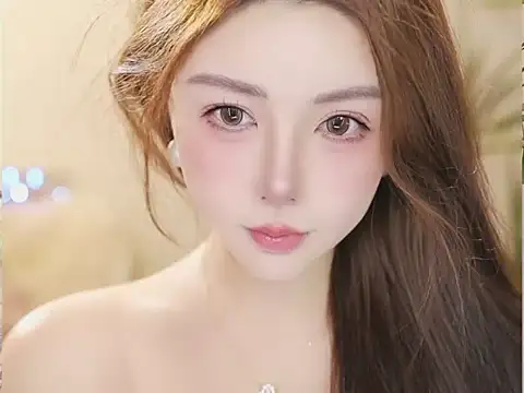 Snapshot of Qiaoqiao_ chatting on May 25, 4:02 pm Qiaoqiao online show from May 25, 4:02 pm