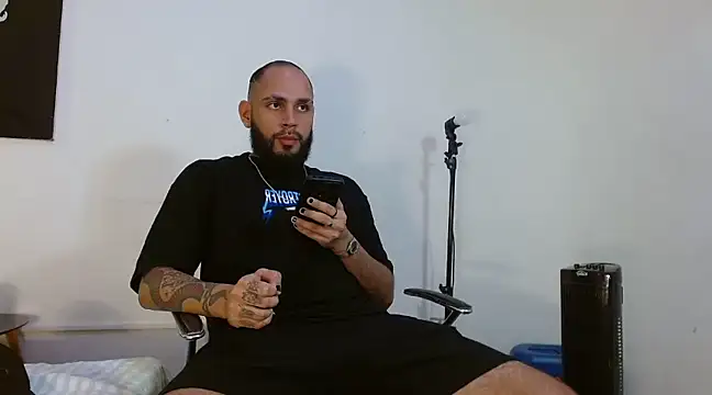 samir music online show from December 4, 4:38 pm