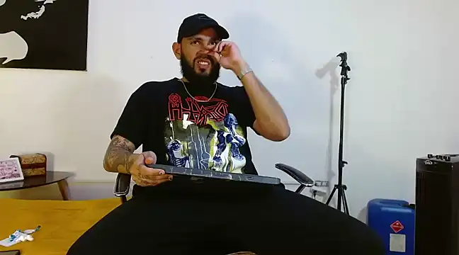 samir music online show from December 18, 3:55 pm