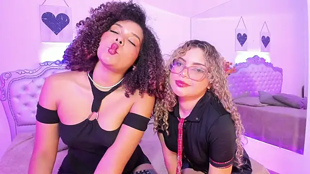 NiaColusi online show from February 5, 8:04 pm