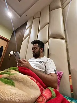 Snapshot of BengaliBabu_Rohan chatting on January 1, 6:16 pm BengaliBabu Rohan online show from January 1, 6:16 pm