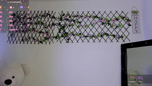 Snapshot of flavia_cruz chatting on March 13, 7:39 pm flavia cruz online show from March 13, 7:39 pm