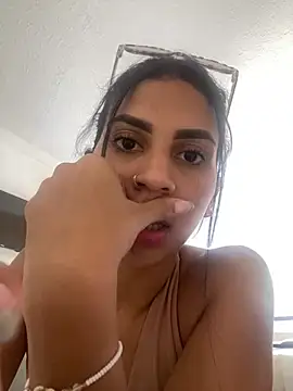 sharonmiller 2  online show from January 4, 7:34 pm