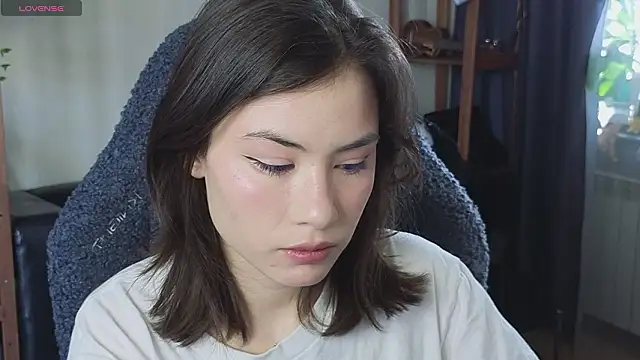 alicekiit online show from February 4, 10:21 am