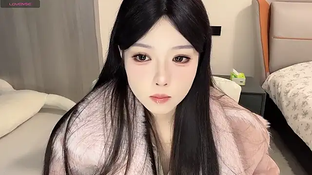 Q-ing online show from December 29, 6:49 pm