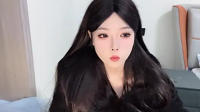 Q-ing online show from January 25, 11:00 pm