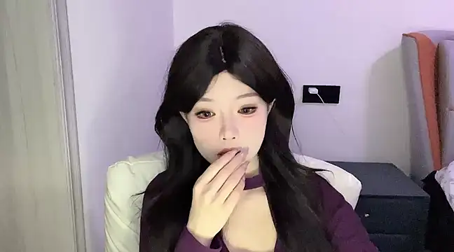 Q-ing online show from March 6, 7:36 am